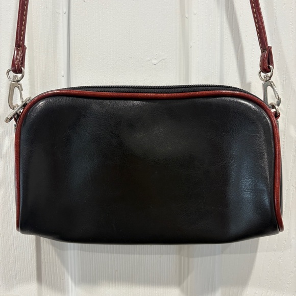 La Phillipe Black Purse - Picture 1 of 8